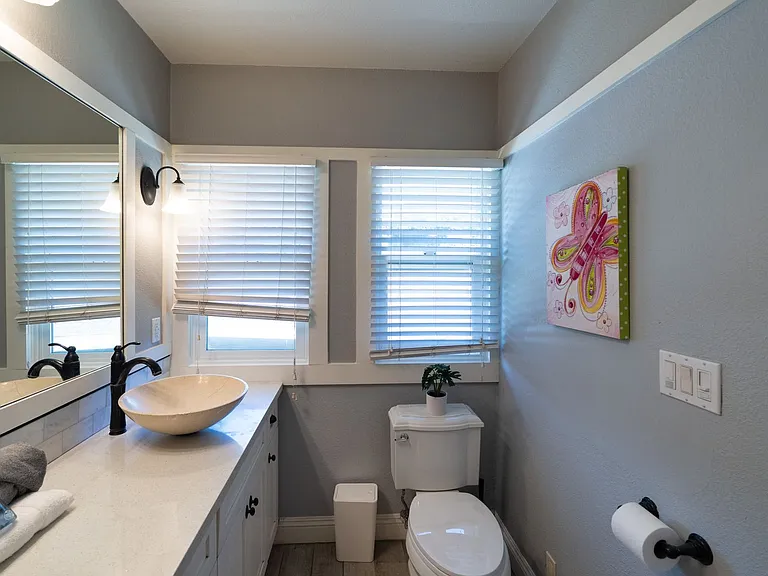 6407 Dix St — Photo 32