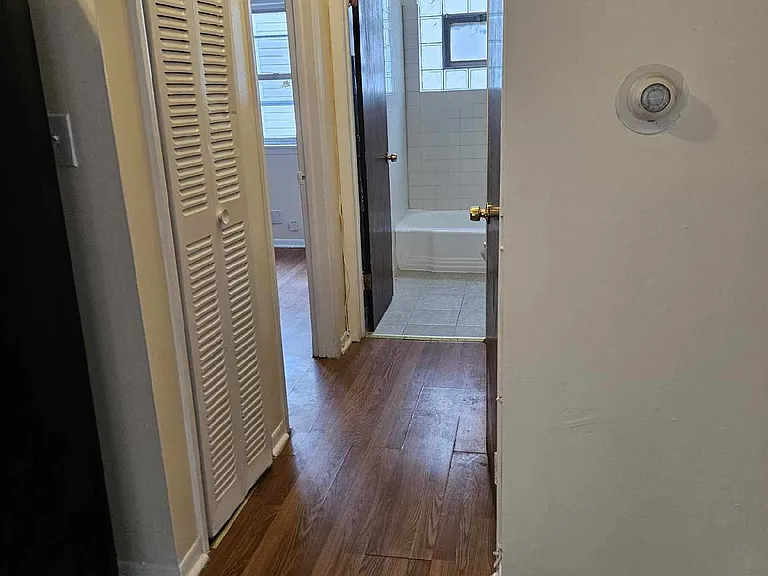 8642 S Maryland Ave — Photo 2
