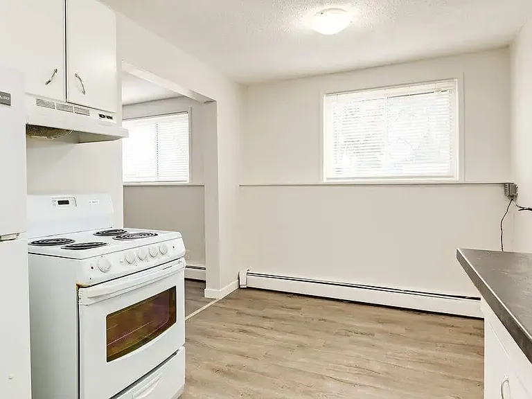 11832 88th St NW — Photo 46