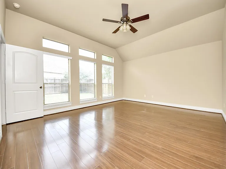 5315 Troutline Ln — Photo 12