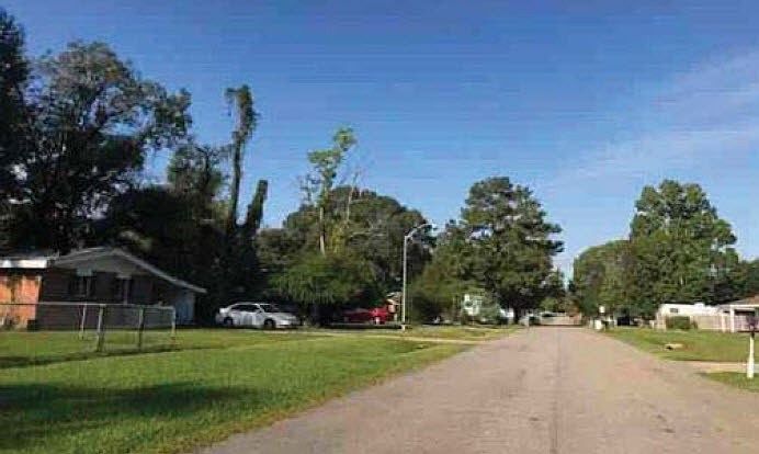 2nd image of 4423 Heath Dr