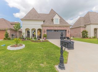 105 Autumnbrook Dr, Broussard, LA 70518