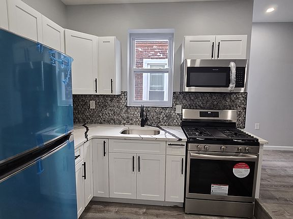 4th image of 938 W Susquehanna Ave #2