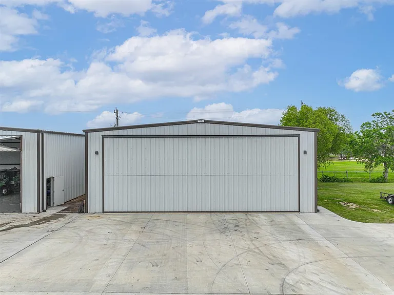 1835 County Road 130 — Photo 4