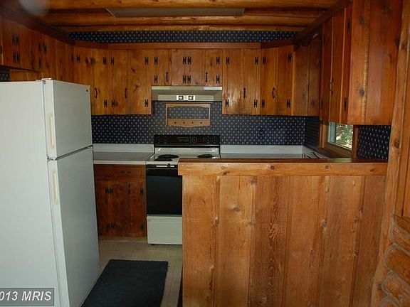 3rd image of 2355 Cape Leonard Dr