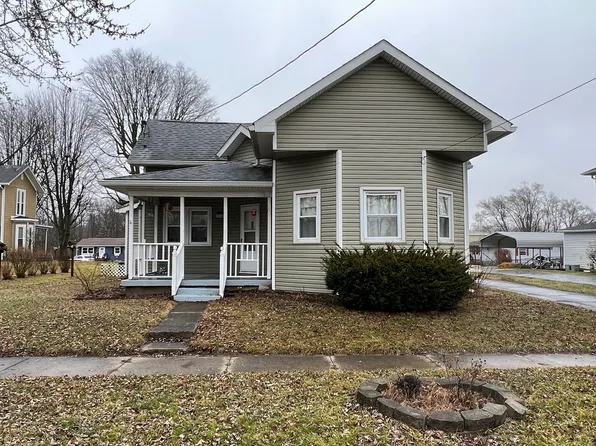 310 Academy Ave, Spiceland, IN 47385