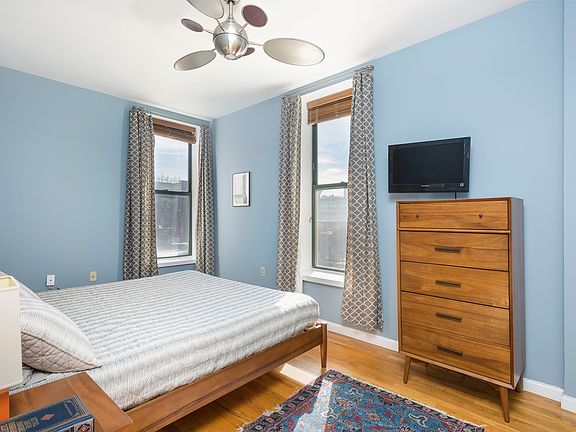 4th image of 370 W 118th St APT 5A