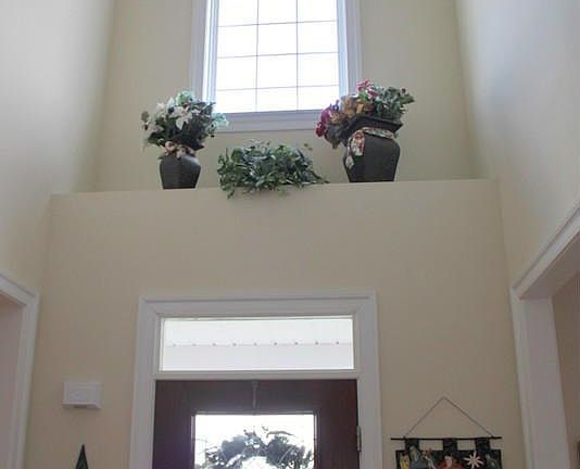 3rd image of 107 Orkney Dr