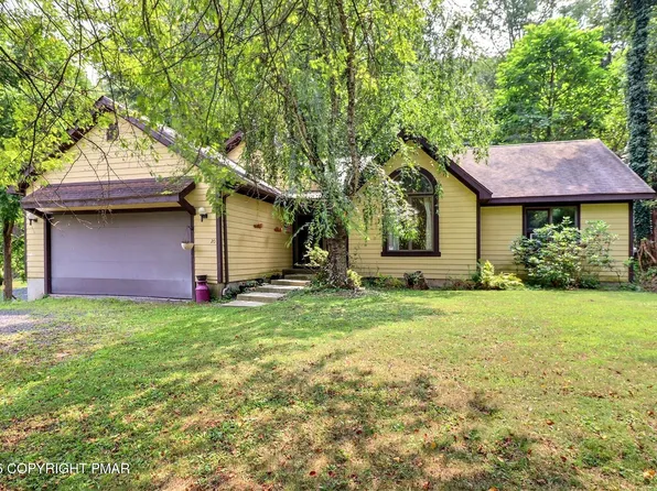 20 Morningside Ave, Stroudsburg, PA 18360