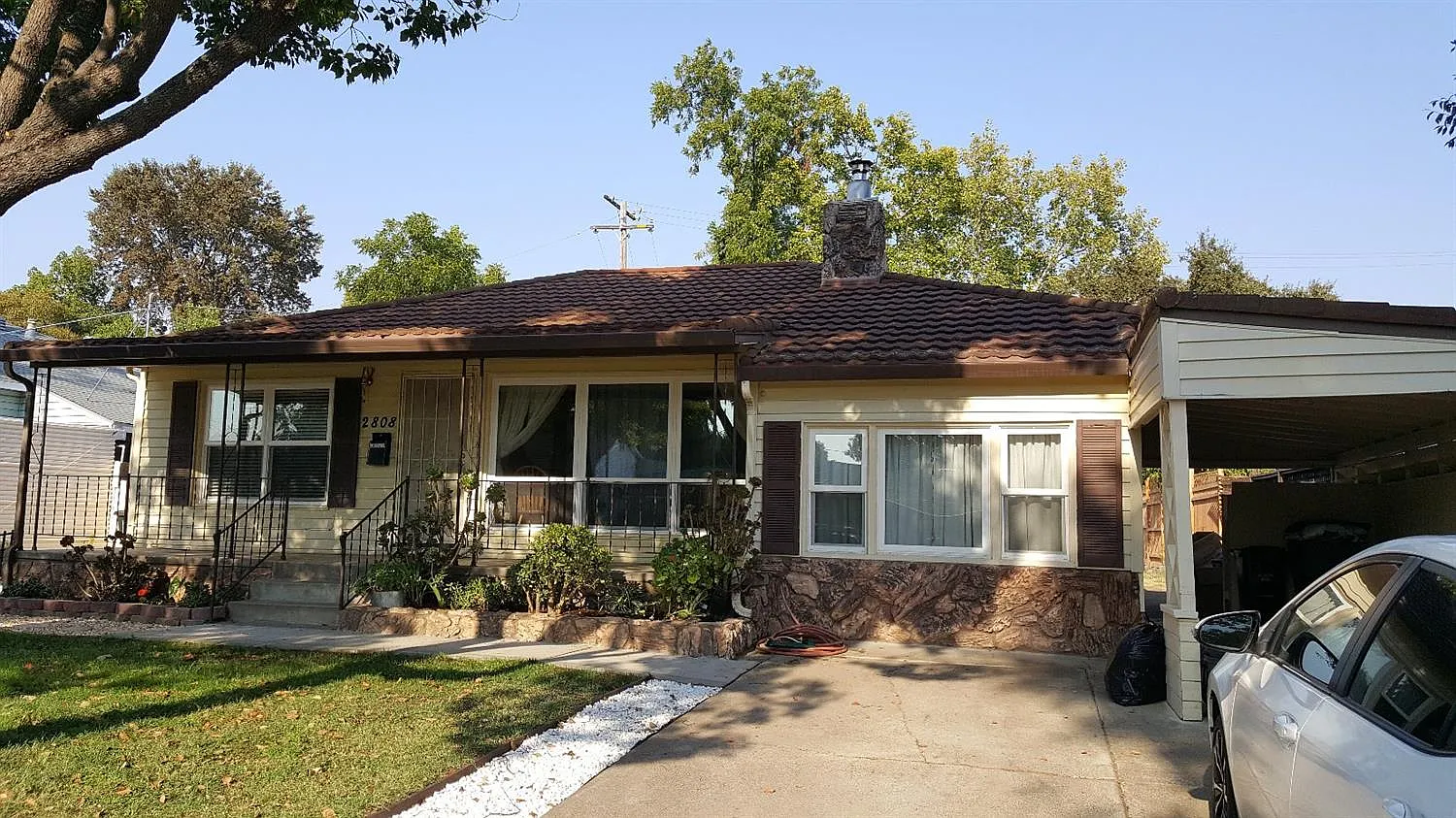 2808 Avalon Dr photo 1