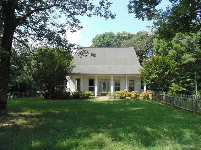 1st image of 607 County Road 215