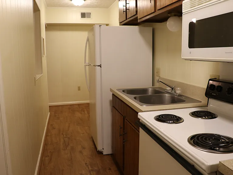 3634 Fayetteville Rd #7 — Photo 1