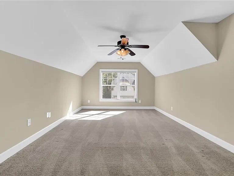 3708 Majestic Oak Dr — Photo 25