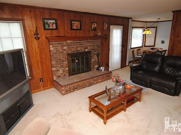 4th image of 349 R L Honeycutt Dr