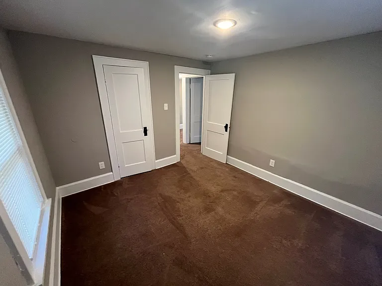 1126 Ardmore Ave SW — Photo 15