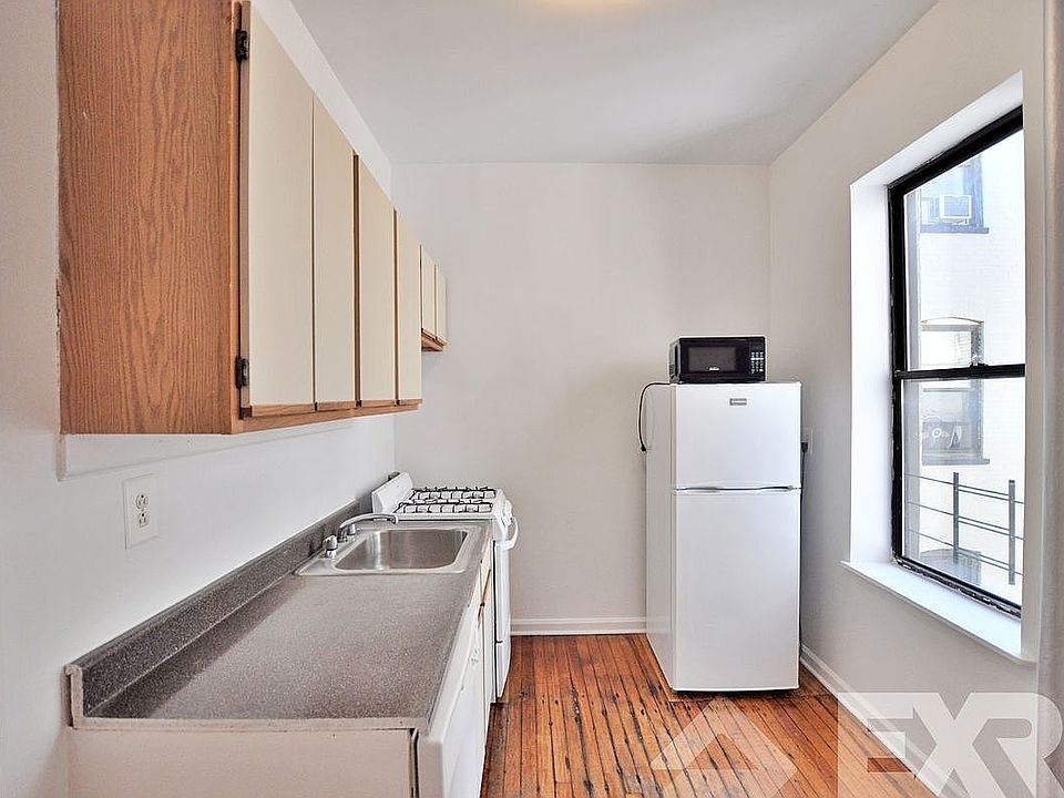 1st image of 260 Gates Ave APT 3D