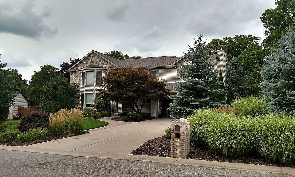 2nd image of 4281 Farm Meadows Ct
