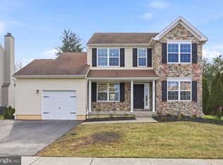 238 Pennland Farm Dr, Perkasie, PA 18944