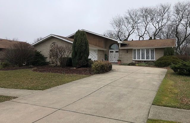 1st image of 14609 S Shetland Dr