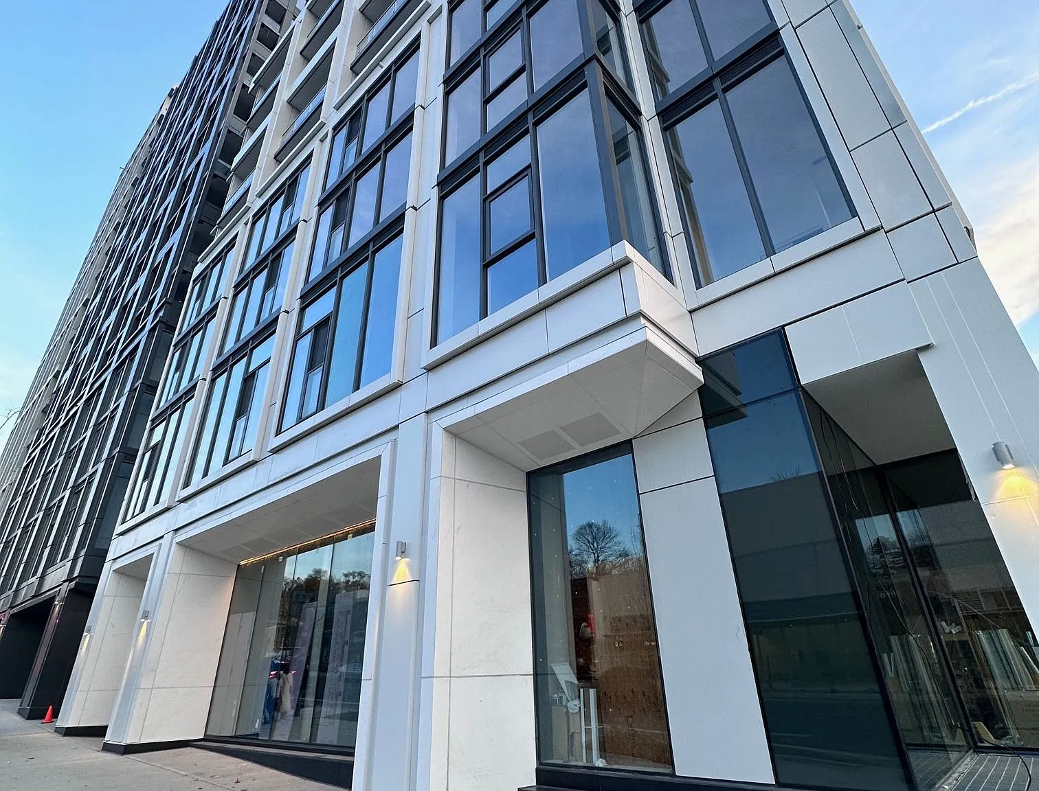 1 bed, $2,300 — Photo 1