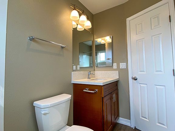 3rd image of 4147 48th St APT 6