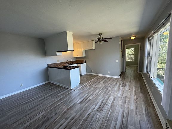3rd image of 3901-03 Manzanita Dr #B