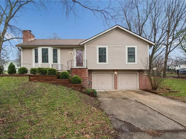 11443 N Virginia Ave, Kansas City, MO 64155
