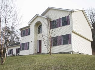 5264 Cherry Valley Rd, Saylorsburg, PA 18353