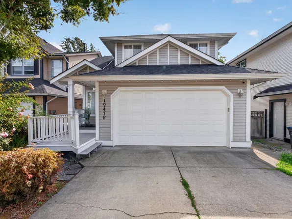 19478 61st Ave, Surrey, BC V3S 8Z6