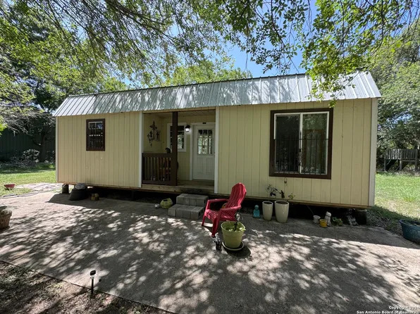 11475 Pearsall Rd, Atascosa, TX 78002
