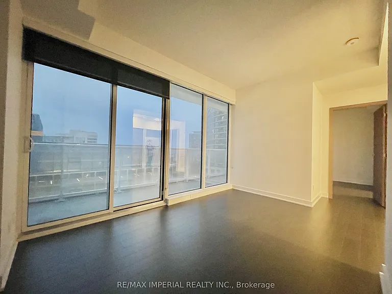 19 Bathurst St #1211 — Photo 5