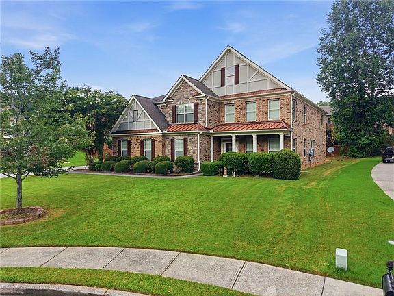 4th image of 31 Village Green Ct SW