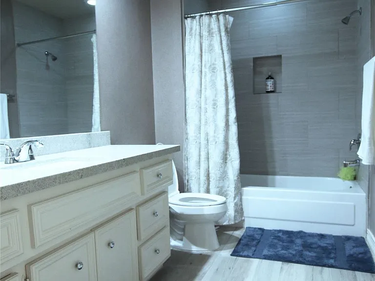 23210 Gate Creek Ct — Photo 27