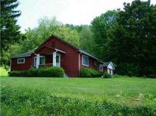 2038 Hookstown Grade Rd, Clinton, PA 15026