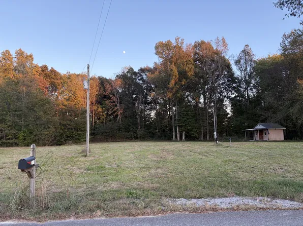 284 Prater Town Rd, McMinnville, TN 37110