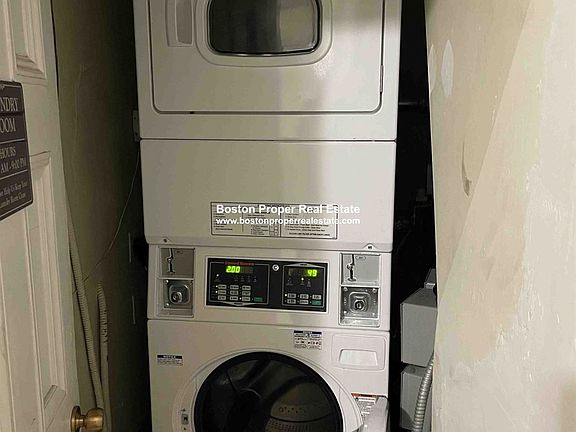 27.5 Massachusetts Ave. Boston - Back Bay Building Photo 3