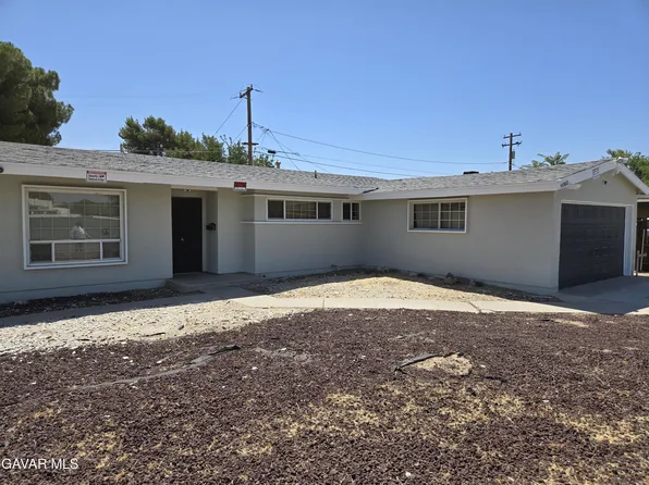 44960 3rd St E, Lancaster, CA 93535