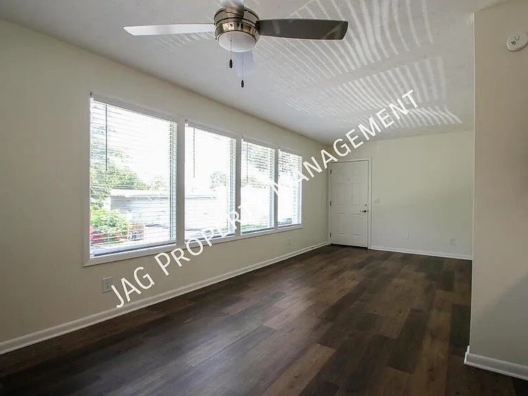 1426 Berrier St #4 — Photo 9