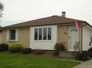 62 Danielle Dr, Buffalo, NY 14227
