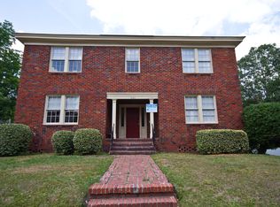 660 E 40th St, Savannah, GA 31401