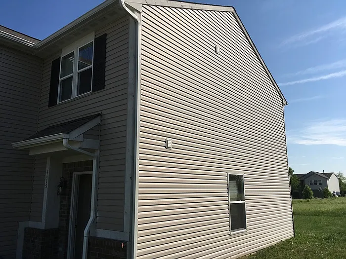 4415 Bellchime Dr — Photo 3