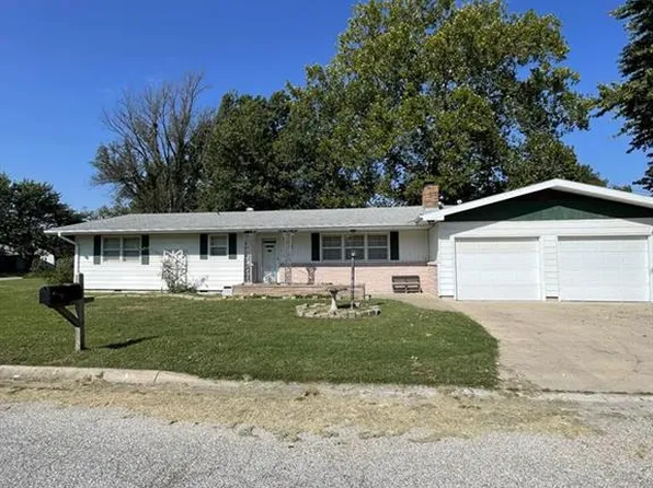 700 N 31st St, Parsons, KS 67357