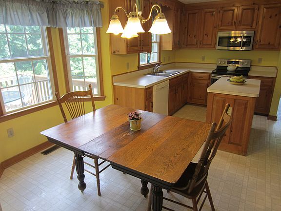 4th image of 3010 Quinton Park Trl