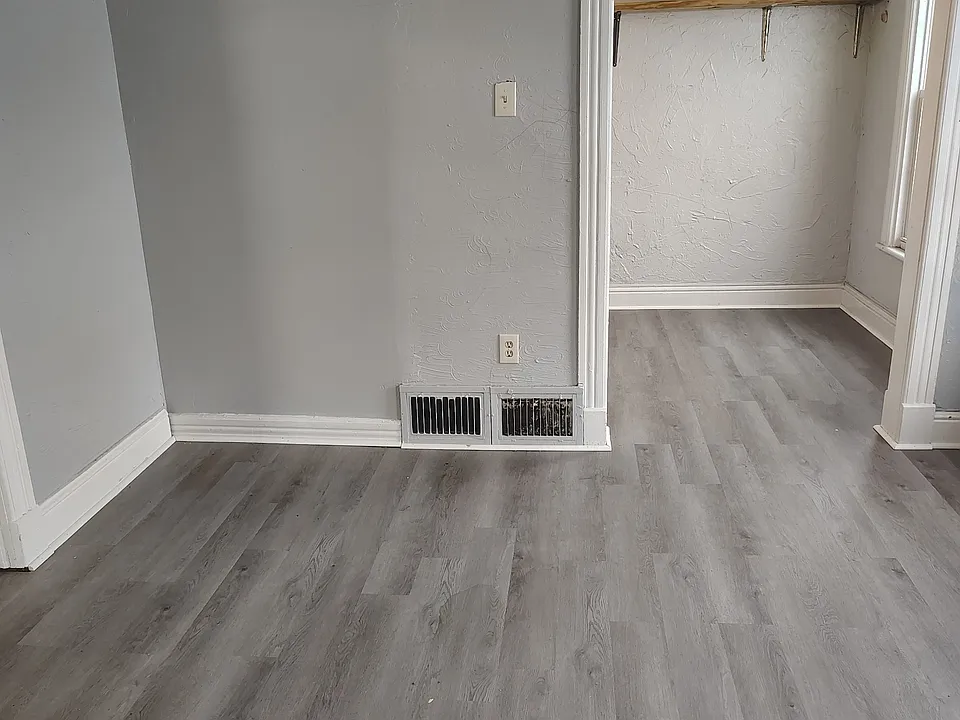 974 Strong St #2