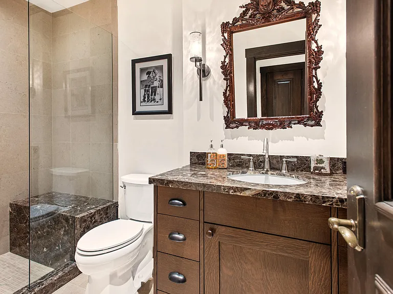 565 N Starwood Dr — Photo 42