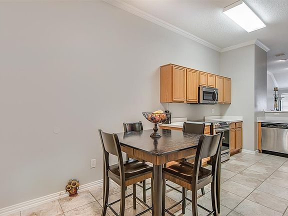4th image of 900 McKavett Dr