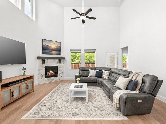 5th image of 210 Midnight Trl