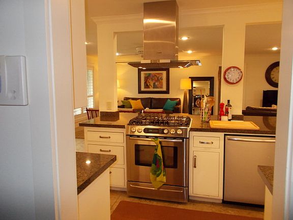 3rd image of 101 Galahad St