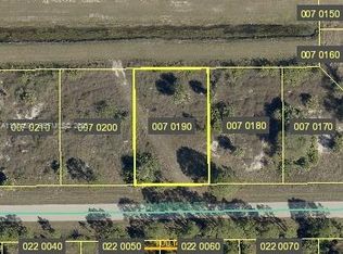 946 Chadwick St, Lehigh Acres, FL 33974