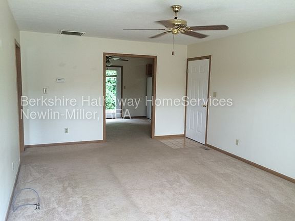 2nd image of 1668 Country Walk Ct
